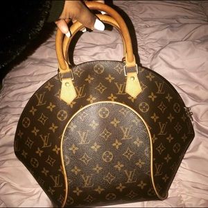 Louis Vuitton Ellipse monogram